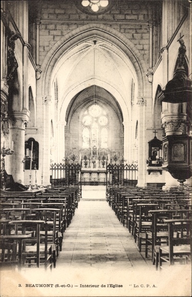 Ak Beaumont sur Oise Val d’Oise, Inneres der Kirche