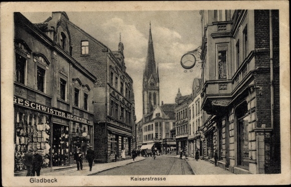 Postcard Gladbeck in the Ruhr area, Kaiserstrasse, church, action