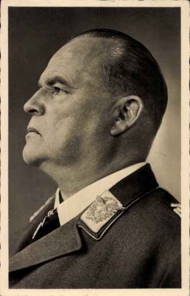 Ak-veldmaarschalk van de luchtmacht Hugo Sperrle, ridderkruishouder, foto Hoffmann 1171 a