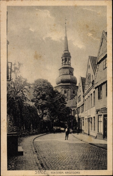 Postcard Stade in Lower Saxony, Hinterm Hagedorn, church tower, street section