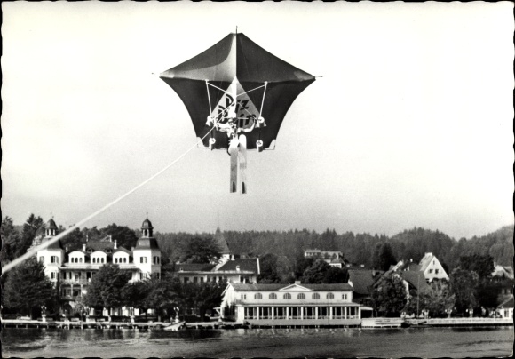 Postcard Velden am Wörthersee in Carinthia, the hang glider