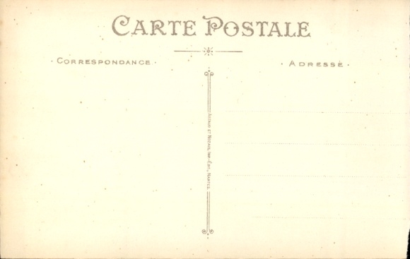 CPA Saint-Nazaire Loire Atlantique, La Place du Bassin