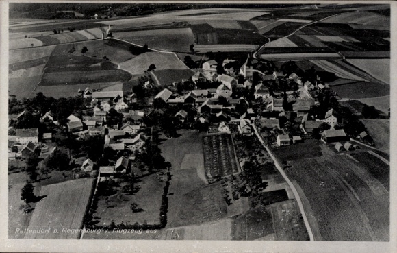 Postcard Pettendorf (near Regensburg) in the Upper Palatinate, aerial photograph