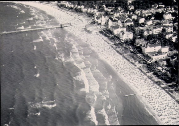 Photo Baltic Sea resort Binz on Rügen, aerial photograph, beach, pier