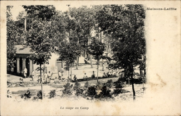Postcard Maisons Laffitte Yvelines, La soupe au Camp