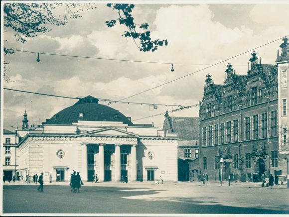 Photo Gdańsk Gdańsk, Theater Square, Theater, Armory