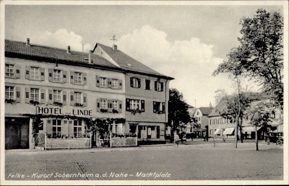 Ak Bad Sobernheim an der Nahe, Partie am Marktplatz mit Hotel zur Linde, Felke Kurort