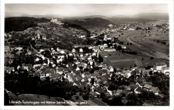 Ak Tumringen Lörrach in Baden, Fliegeraufnahme, Röttler Schloss