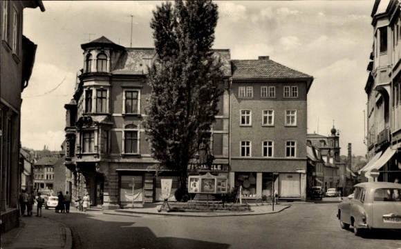 Postcard Apolda in Thuringia, Puschkinplatz, old buildings, street view, 1950s