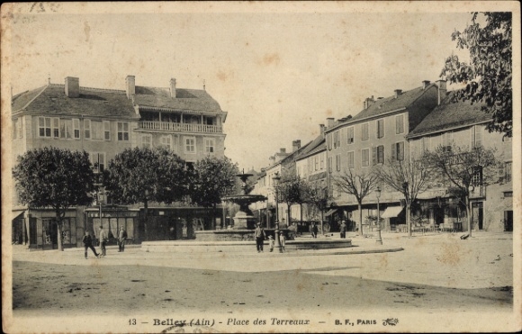 Ak Belley Ain, Platz des Terreaux,  Häuser, Bäume, Personen
