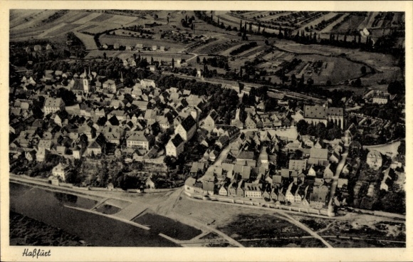 Ak Haßfurt Unterfranken Bayern, Fliegeraufnahme, Stadtpanorama