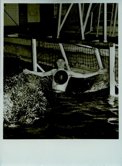 Photo water polo, total Berlin blitz tournament 1955, Stadtbad Lichtenberg, goalkeeper