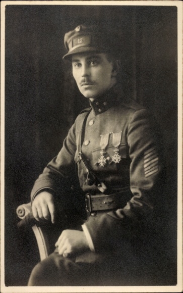 Ak Prinz Sixtus von Bourbon-Parma, Portrait in Uniform