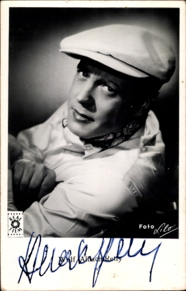 Postcard actor Wolf Albach Retty, portrait, cap, autograph