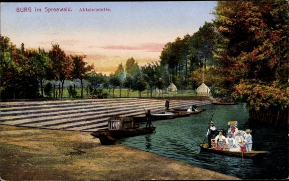 Ak-kasteel in het Spreewald, Spree-haven, vertrekpunt, klederdracht, Spreewald-schip