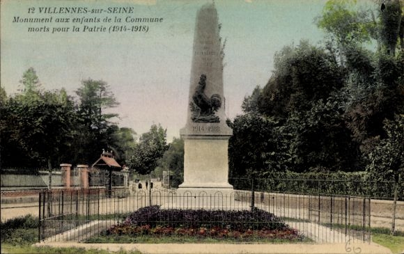 Postcard Villennes sur Seine Yvelines, Monument aux enfants de la Commune morts pour la Palrie