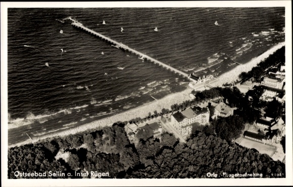 Ak Gager auf der Insel Rügen, Ostseebad Sellin, Strandpromenade, Meer, Segelboote