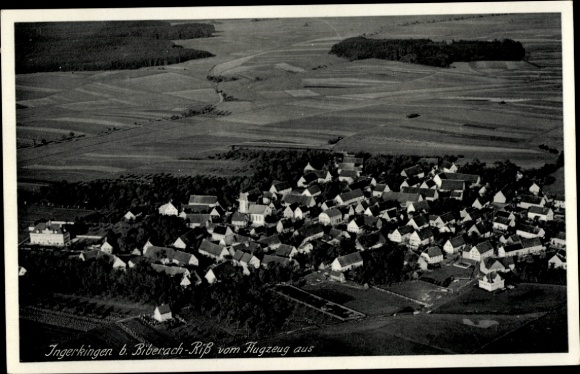 Ak Ingerkingen Schemmerhofen in Württemberg, Luftaufnahme von Ingerkingen, mehrere Häuser sichtba
