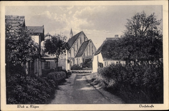 Ak Wiek auf Rügen, Dorfstraße