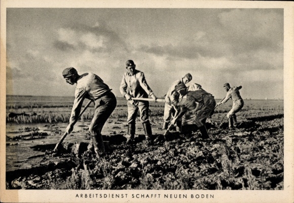 Postcard Arbeitsdienst creates new ground, RAD
