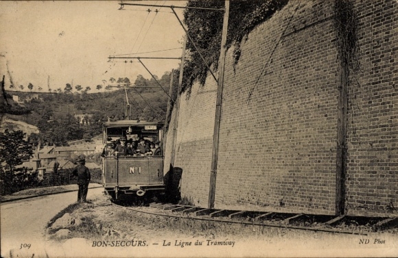 PC Bon Secours Bonsecours Péruwelz Hainaut, tram runs along the wall