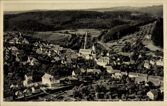 Ak Rechberghausen in Baden Württemberg, Luftaufnahme von  Häuser, Kirche, Landschaft