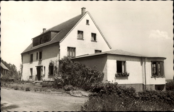 Postcard Gebhardshain in the Westerwald, house Waldfrieden, Ecf. Convalescent home for mothers, exterior view