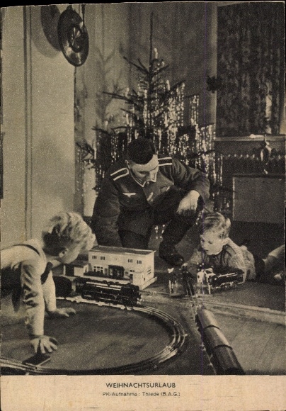 Christmas PC, Wehrmacht soldier with children, toys, Christmas tree