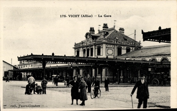 Ak Vichy Allier, Partie am Hauptbahnhof