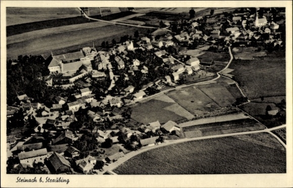 Ak Steinach in Niederbayern, Luftaufnahme von Steinach, Häuser, Felder, Straßen