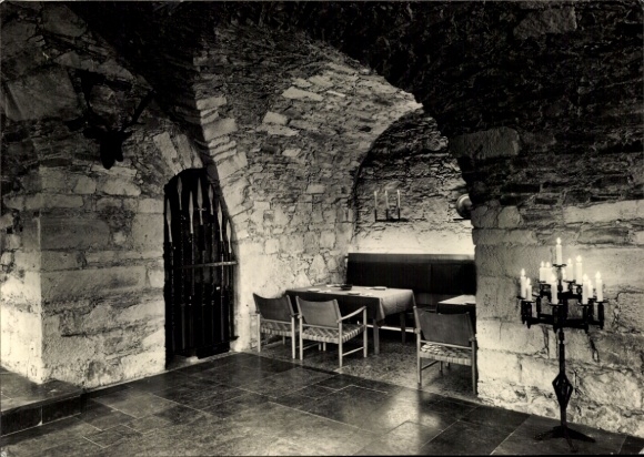 Ak Augustusburg im Erzgebirge, Schloss Augustusburg, HO Weinkeller