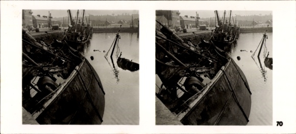 Stereo image photo "The Battle in the West" No. 70, Sunken ships in the port of Dieppe