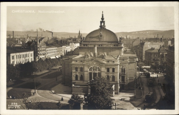 KP Christiania Oslo Norwegia, Teatr Narodowy, widok z ulicy, architektura