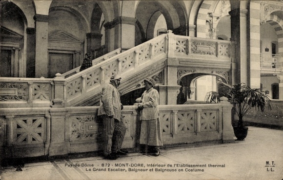 Postcard Mont Dore Puy de Dôme, interior view of thermal bath