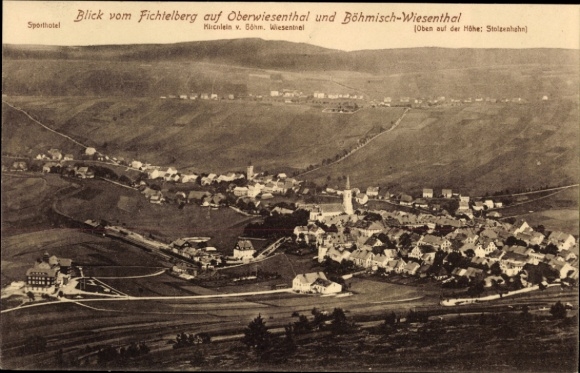 Ak Oberwiesenthal im Erzgebirge, Blick vom Fichtelberg,  Böhmisch-Wiesenthal, Sporthotel