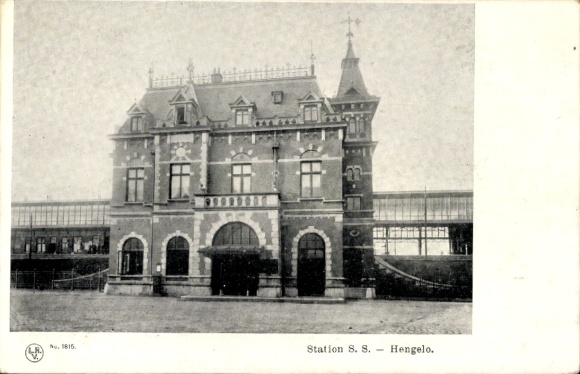 PC Hengelo Overijssel Netherlands, train station