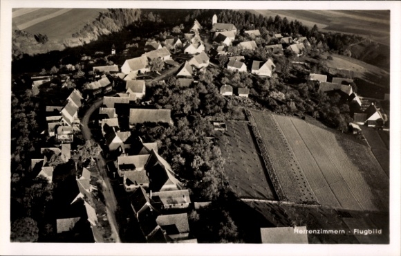 Ak Herrenzimmern Bösingen bei Rottweil Württemberg, Luftaufnahme von  zahlreiche Dächer, Feldfläc