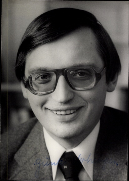 foto politicus Günter Verheugen, handtekening
