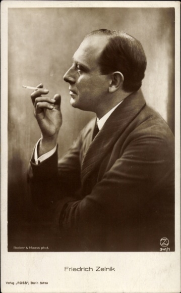 Postcard actor Friedrich Zelnik, side portrait with cigarette, Ross 341/1, autograph