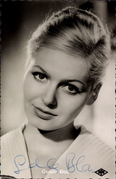 Ak Schauspielerin Gudula Blau, Portrait, Film Einmal eine große Dame sein, Autogramm