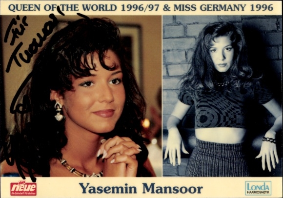 Postcard photo model Yasemin Mansoor, autograph