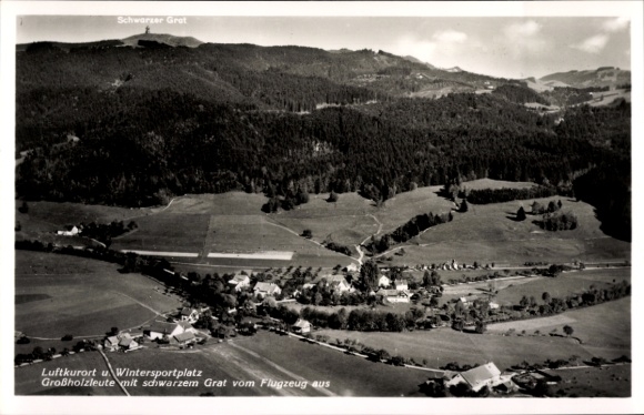 Ak Großholzleute Isny im Allgäu, Fliegeraufnahme, Schwarzem Grat