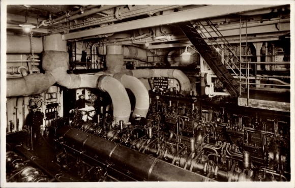 Postcard passenger ship MS Monte Cervantes, HSDG, engine room, interior view