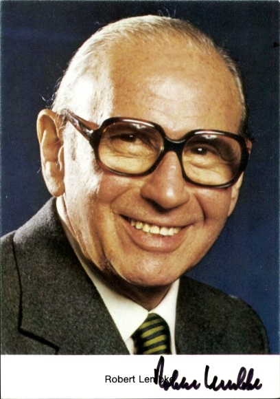 Postcard journalist and television presenter Robert Lembke, portrait, autograph