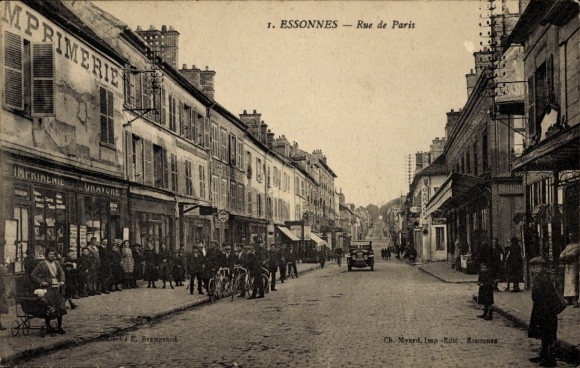 Ak Essonnes Essonne, Rue de Paris