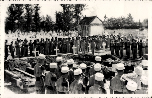Photo Postcard Foreign Legion in Indochina, funeral