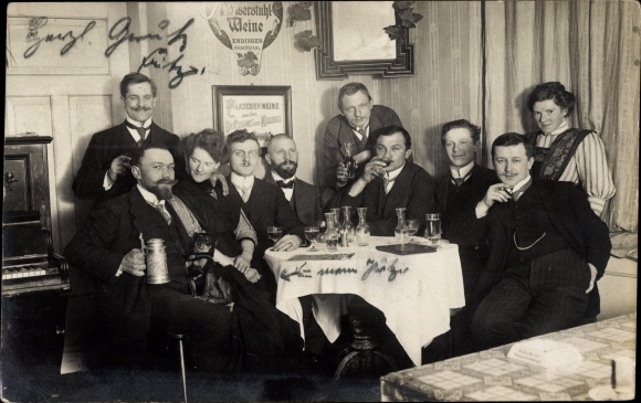 Photo Postcard Memmingen in Swabia, people in an inn, Fritz Scholz