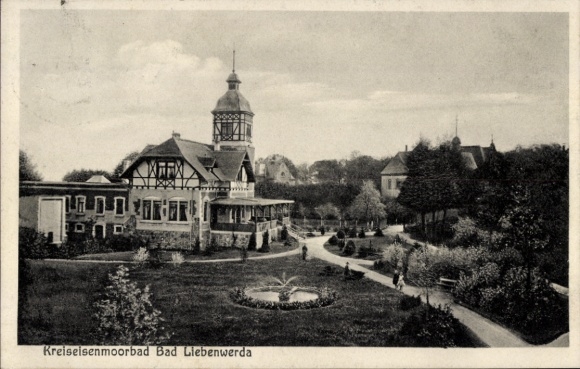 Ak Bad Liebenwerda in Brandenburg, Kreiseisenmoorbad, Park, Springbrunnen