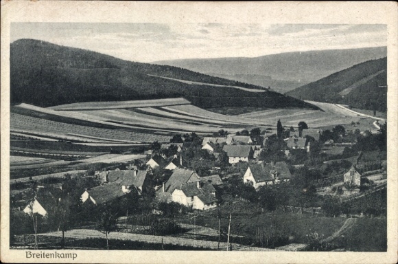 Ak Breitenkamp Kirchbrak Weserbergland, blick auf  ländliche Landschaft, Hügel, Häuser