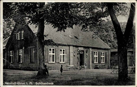 Postcard Neustadt Glewe in Mecklenburg, Schützenhaus